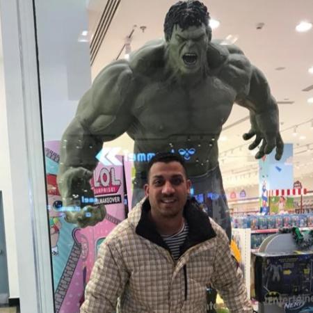 اخويا اللي في ظهري 😄😄💪🏽