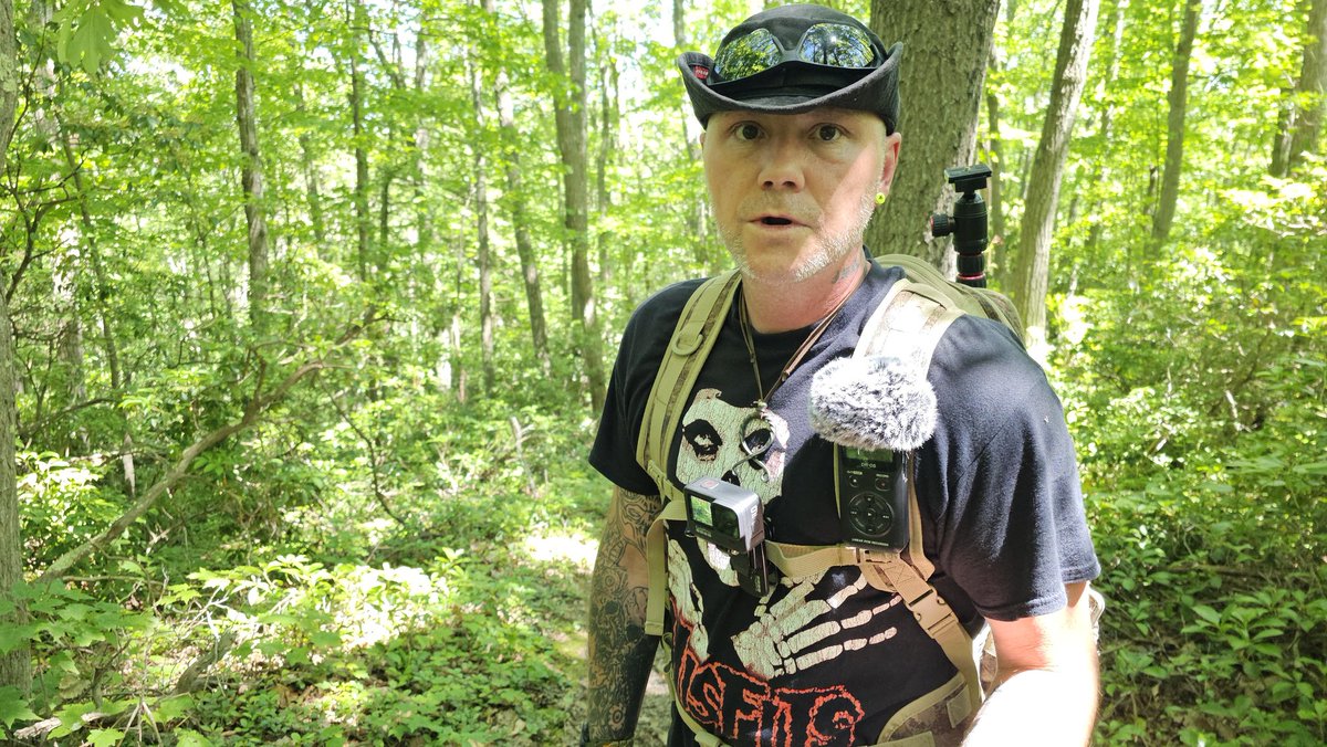 ChadwickGales's tweet photo. Out looking for bigfoot!!! https://t.co/GeWrXluip1