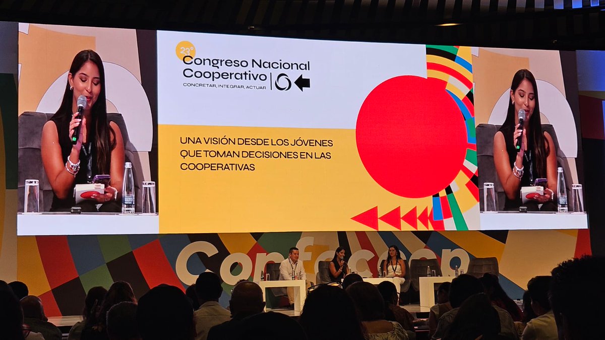 ConfecoopAnt's tweet photo. #AEstaHora | Nuestra Gerente de la Cooperativa @coomunal, Mónica Zuluaga Giraldo, y la Directora de Comunicaciones de @CONFIARCoop, participan en el panel: "Una visión desde los jóvenes que toman decisiones en las cooperativas". https://t.co/4gWefUD6dJ