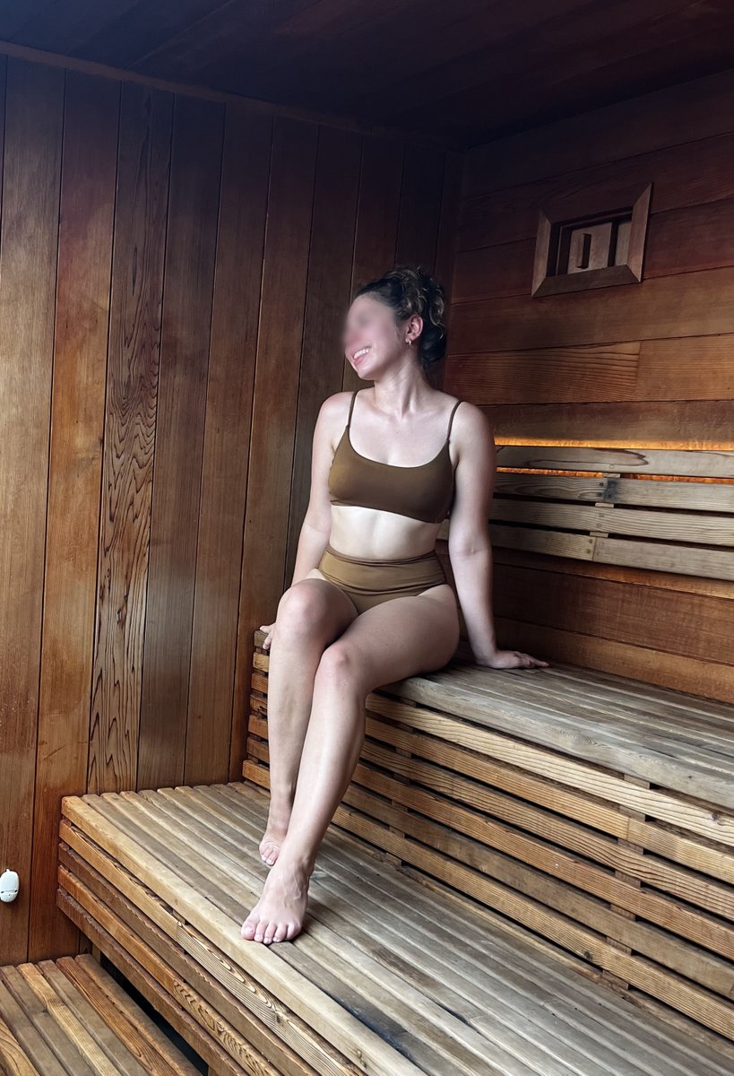 datetaylorlove's tweet photo. I finally had a moment to use my gift card given to me by an incredible lover whos always spoiling me. Thank you B 💕 This was a wonderful experience.