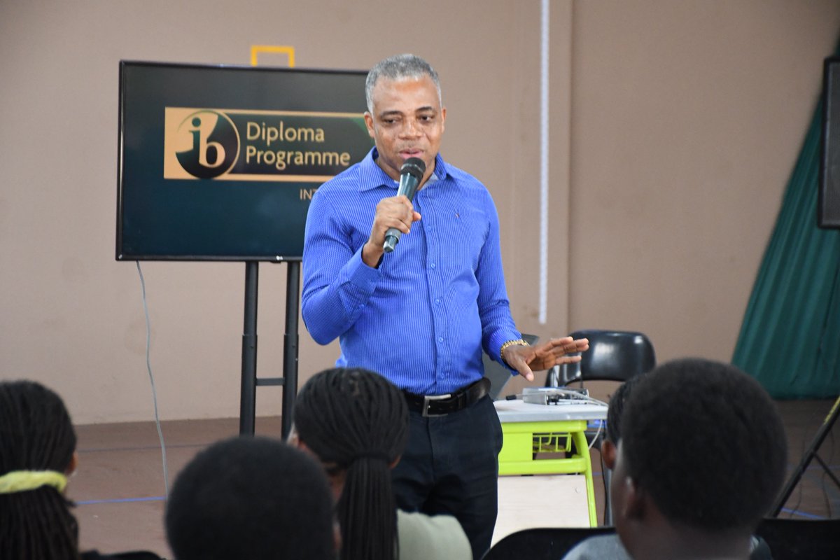 TIS_Ghana's tweet photo. Enjoy highlights of the DP 1 orientation held this week. Students were introduced to the diploma program. They interacted with teachers from the various departments. The IB class of 2025 are ready for the IBDP.
#tisexperience #ibworldschools #ibdiplomaprogramme https://t.co/74v3mEJK2b