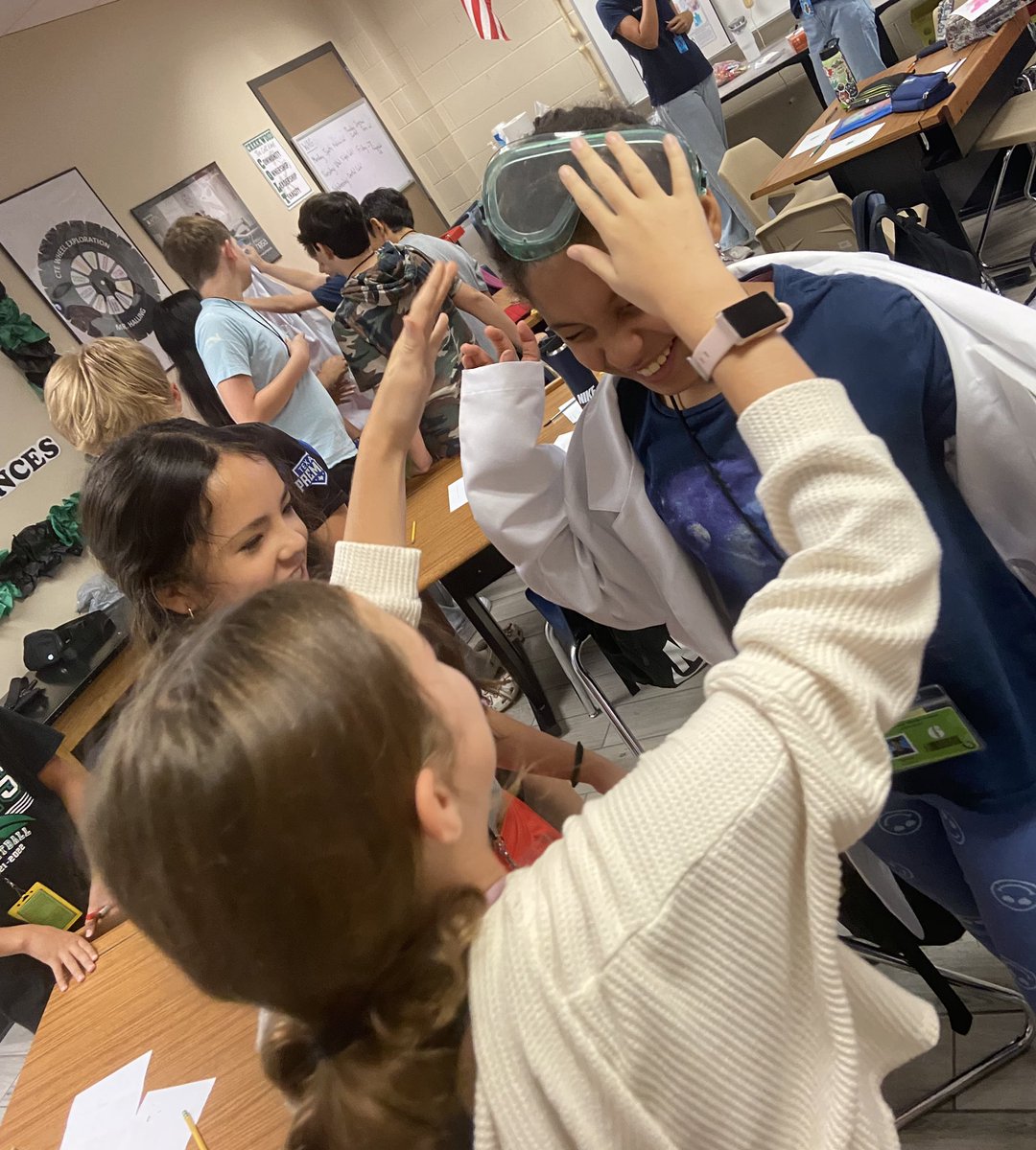 AHalling_CTE's tweet image. What a way to end a week! These @HumbleISD_CMS @HumbleISD_CTE students are super stars! Shout out to @KHS_CTE_Ambass for spending the FriYAY with us!!

@HumbleISD_KHS
@KHS_Moonshot @kimberlydyoung4 @sblackshear_CMS 

@HumbleISD #cmsclassof2031
 #HumbleCTE
