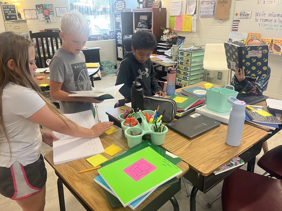 Lindsay Hudgins tweet media