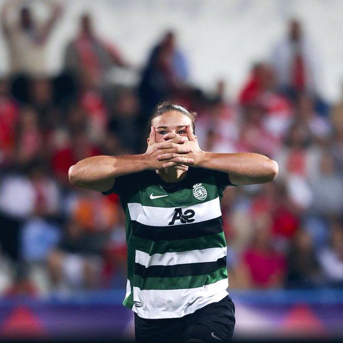 Sporting conquista a Supertaça feminina após vencer o Benfica por 2-1, com reviravolta 🏆

⚽️Martín-Prieto 27', Telma Encarnação 78', Cláudia Neto 85'