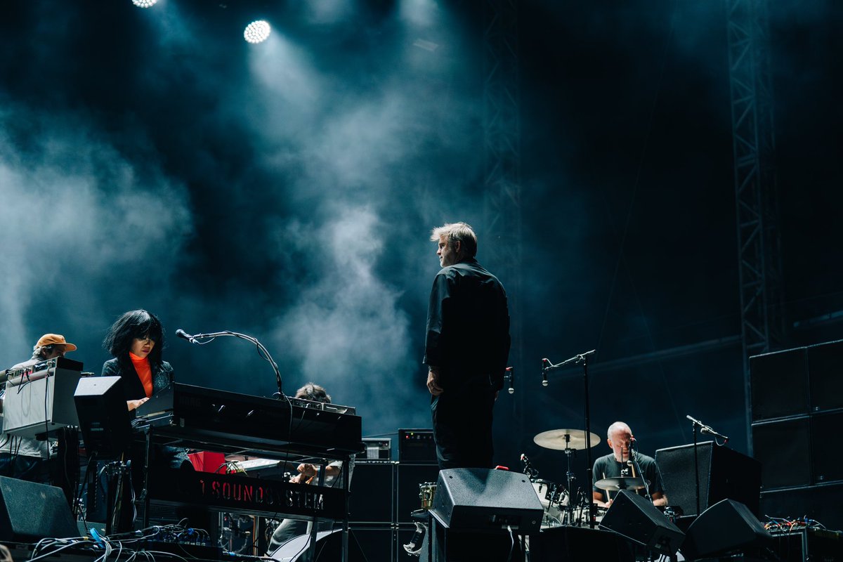 allpointseastuk's tweet image. That was electric ⚡️

@lcdsoundsystem lit up Victoria Park!

Photos by Phoebe Fox

#AllPointsEast #LCDSoundsystem