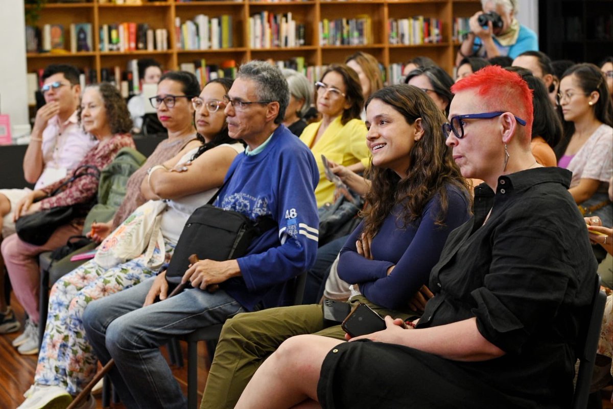 Fiesta del Libro tweet media