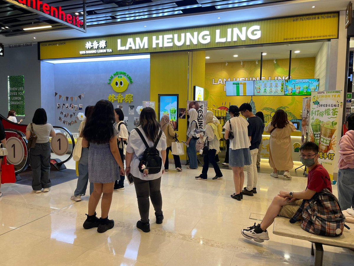 TODAY'S THE DAY! 

It’s time to brighten up your day with scrumptious lemon tea and all the love we have for our beloved Yesungie.

Let’s make this birthday unforgettable with a zestful and sweet celebration!!

#SUPERJUNIOR #YESUNG #예성 #LOVEYESUNG40x824 #WELOVEYOU40x824