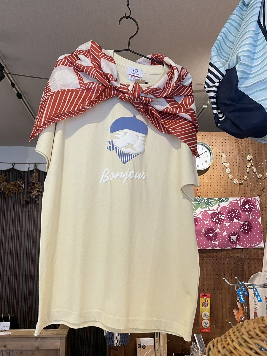 zakka_conoji's tweet photo. 8月24日（土）19:00まで営業中です😊
PAPIER TIGREのムッシュティグルTシャツ🐯写��だと伝わりにくいのですが、ぷっくりした発泡プリントがキュート😍✨
ユニセックスLサイズのみ　各¥4,950

#埼京線
#十条
#板橋
#王子
#赤羽
#仲通り商店街
#雑貨店コノジ
#PAPIERTIGRE
#パピエティグル
#Tシャツ https://t.co/kNgb1PooSq