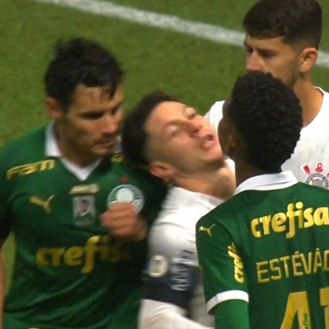 iurimedeiros13's tweet image. Raphael Veiga, por empurrão nas costas de Garro e consequente expulsão, será julgado pelo STJD. #GazetaTimao