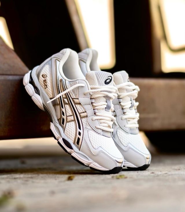 ASICS GEL-NYC 2055 Cream Pure Silver 美品 美品 2055 ASICS Pure GEL-NYC Silver Cream