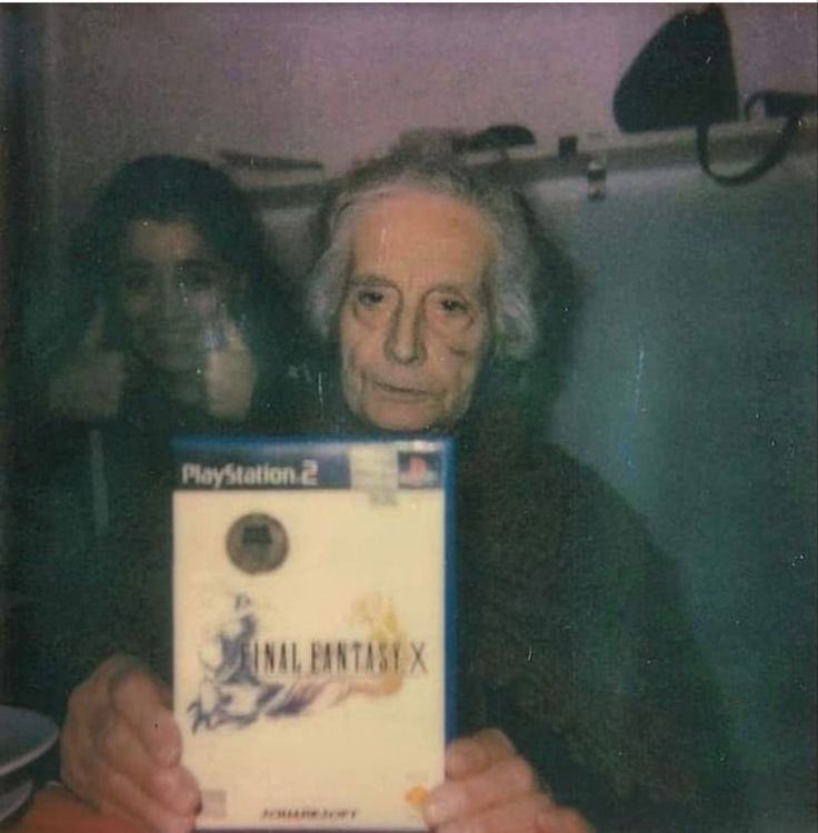 senpakueyes's tweet image. 