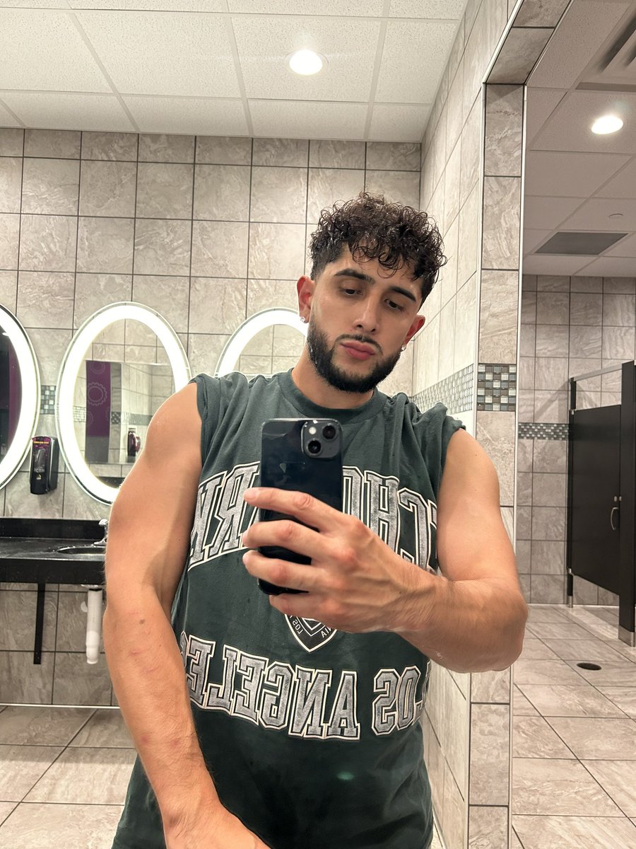isthatcesar's tweet photo. quote this with a pump selfie(s) https://t.co/JCe9WJUykn