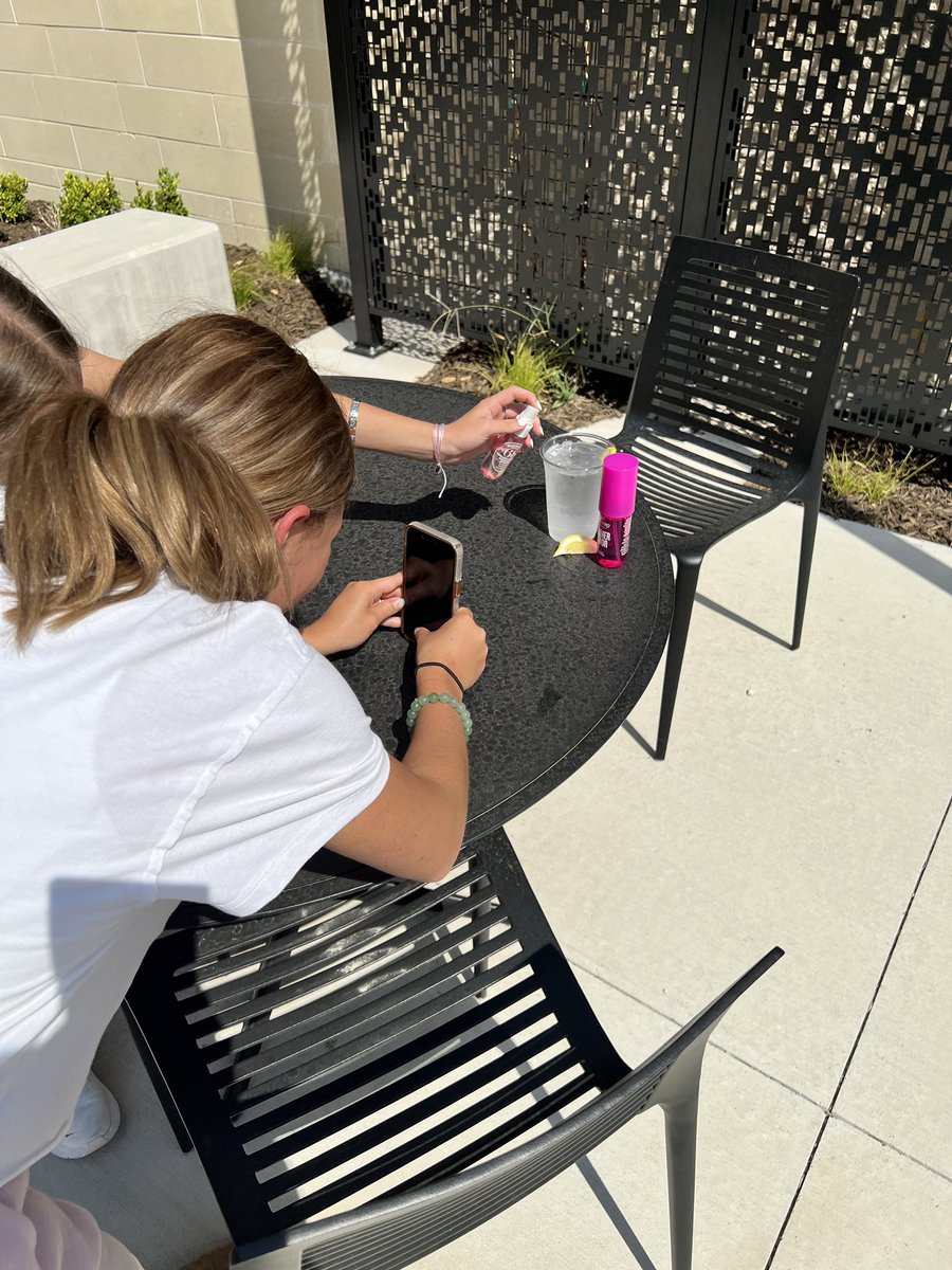 Destine' Grobe tweet media