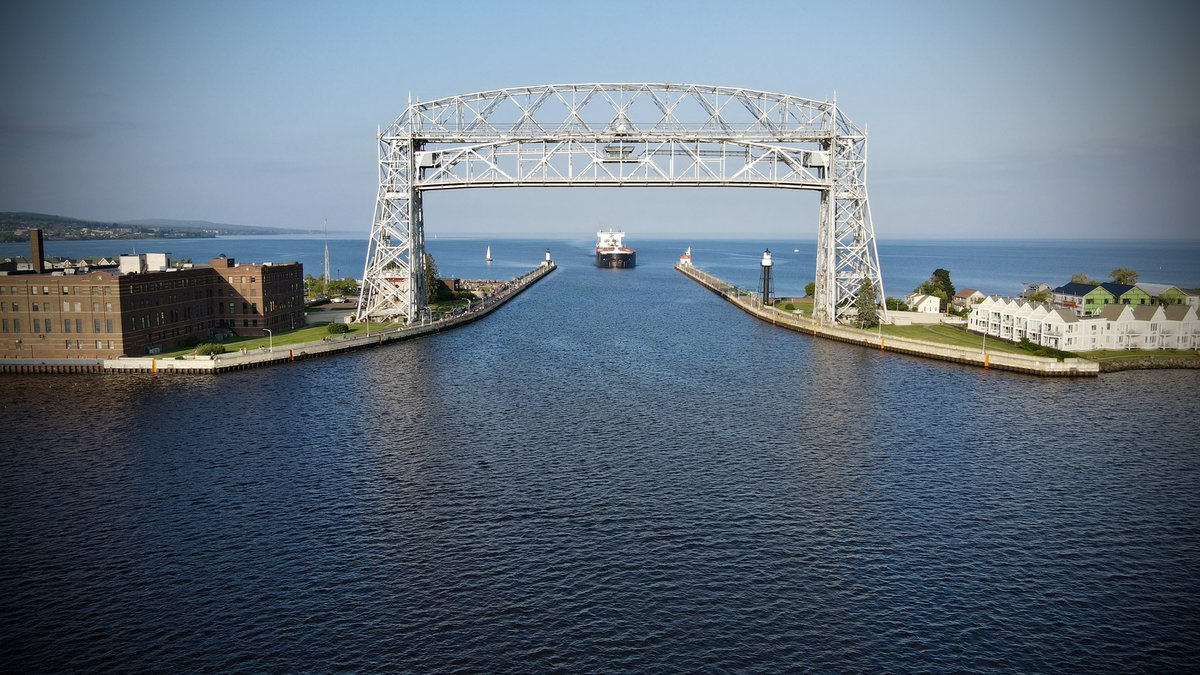 BayfrontDuluth's tweet photo. These shots never get old. Don’t you agree? Tribute Fest goes on today and tomorrow! Get your tickets now and join us here at the Park! https://t.co/PTUY5eGU5H