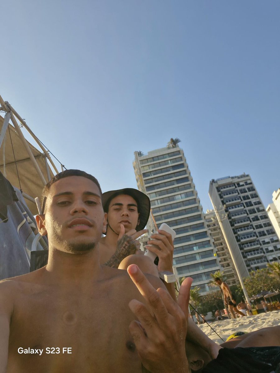 Tremm_LD's tweet photo. 🏖️🫶🏻🤷❤️ https://t.co/WhznTgNDSp