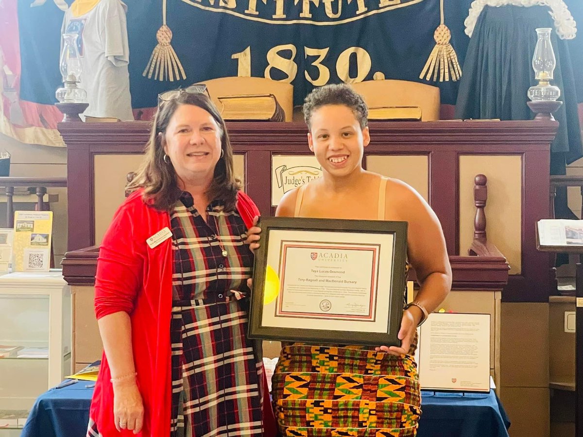 ChedECGA's tweet photo. Congratulations to CECGA Alumni, Taya Lucas-Desmond, for receiving the first-ever Tory-Bagnall &amp; MacDonald Bursary worth $10K! Taya is going into her 4th year of environmental science at Acadia University. Mrs Avery &amp; Ms Dorrington were honoured to attend her recognition event! https://t.co/tpRtyiSvFj