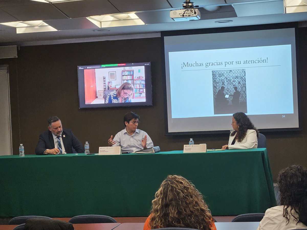 DPP_CIDE's tweet photo. #OrgulloDPP | En las instalaciones del @CIDE_MX tuvo lugar el examen de grado de Lidya Ugalde Gauzín (@lidya1235), quien presentó una investigación sobre el uso de herramientas digitales y trámites publicos. El Sinodo aprobó a Lidya por unanimidad.
¡Felicidades Dra. Ugalde! https://t.co/gR53y0UA0F