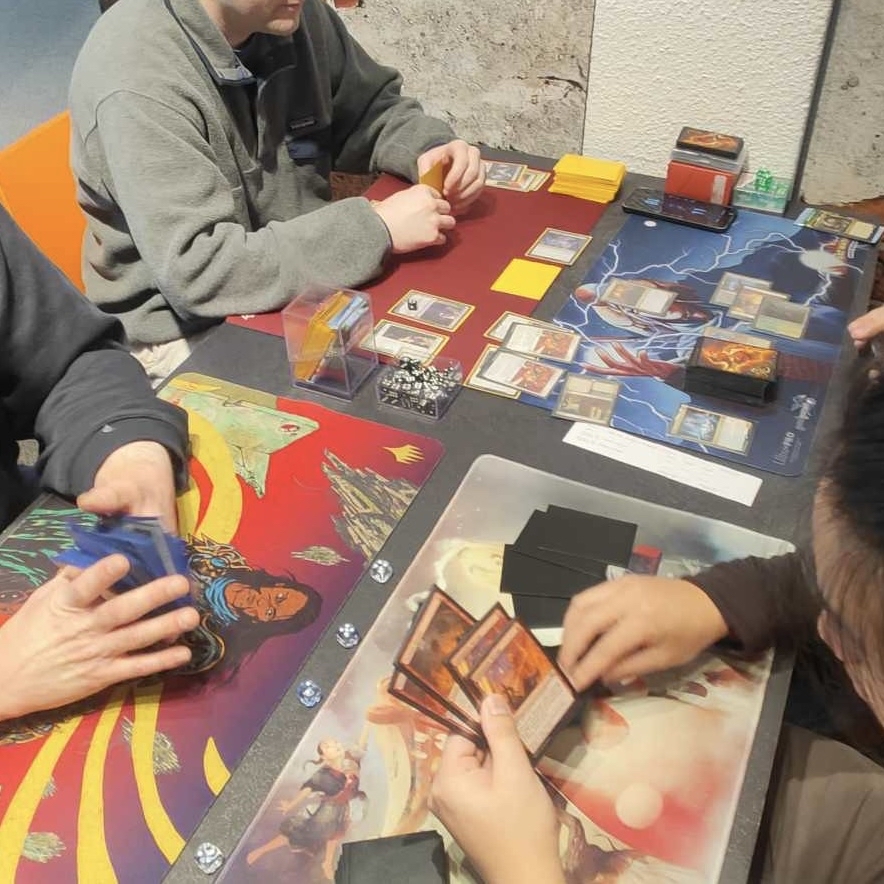 bea_dnd's tweet image. It’s a great morning for some TCG!! Today we have MtG Standard Showdown and a Star Wars Unlimited draft! 

#beadndgames #tcglife #instoreevents #starwarsunlimited #standardshowdown
