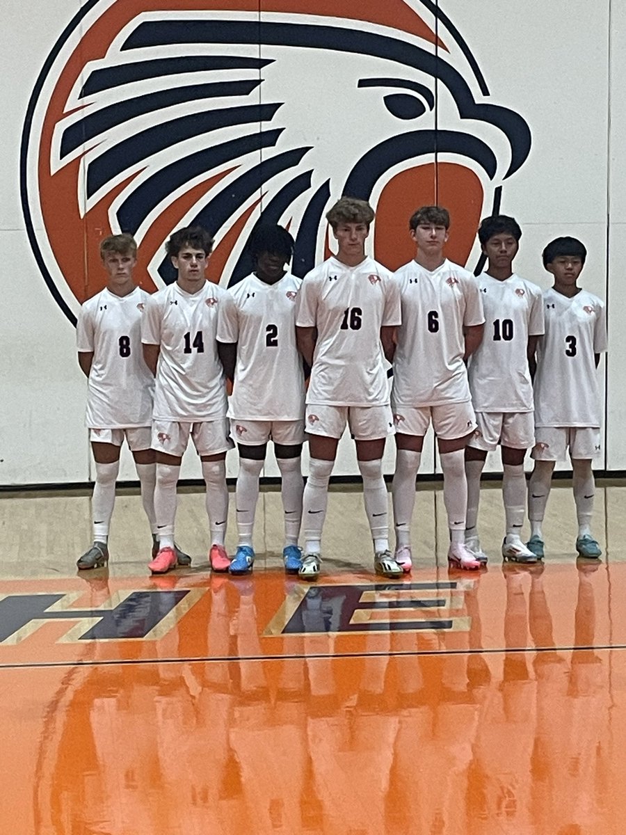 Olathe East Men's ⚽️ Booster tweet media