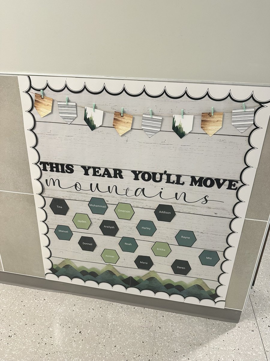 MsUhland's tweet photo. We are ready to welcome students on Monday at @Berkshire_BCPS 🎉💚🦅 https://t.co/hiLjNZ0rlg