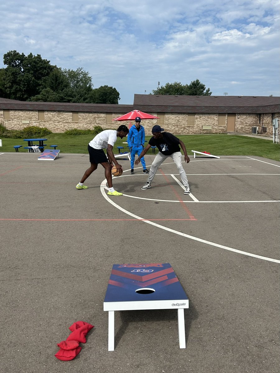 Building….Year 2 Move in Day! 🐾 #CougarStateOfMind