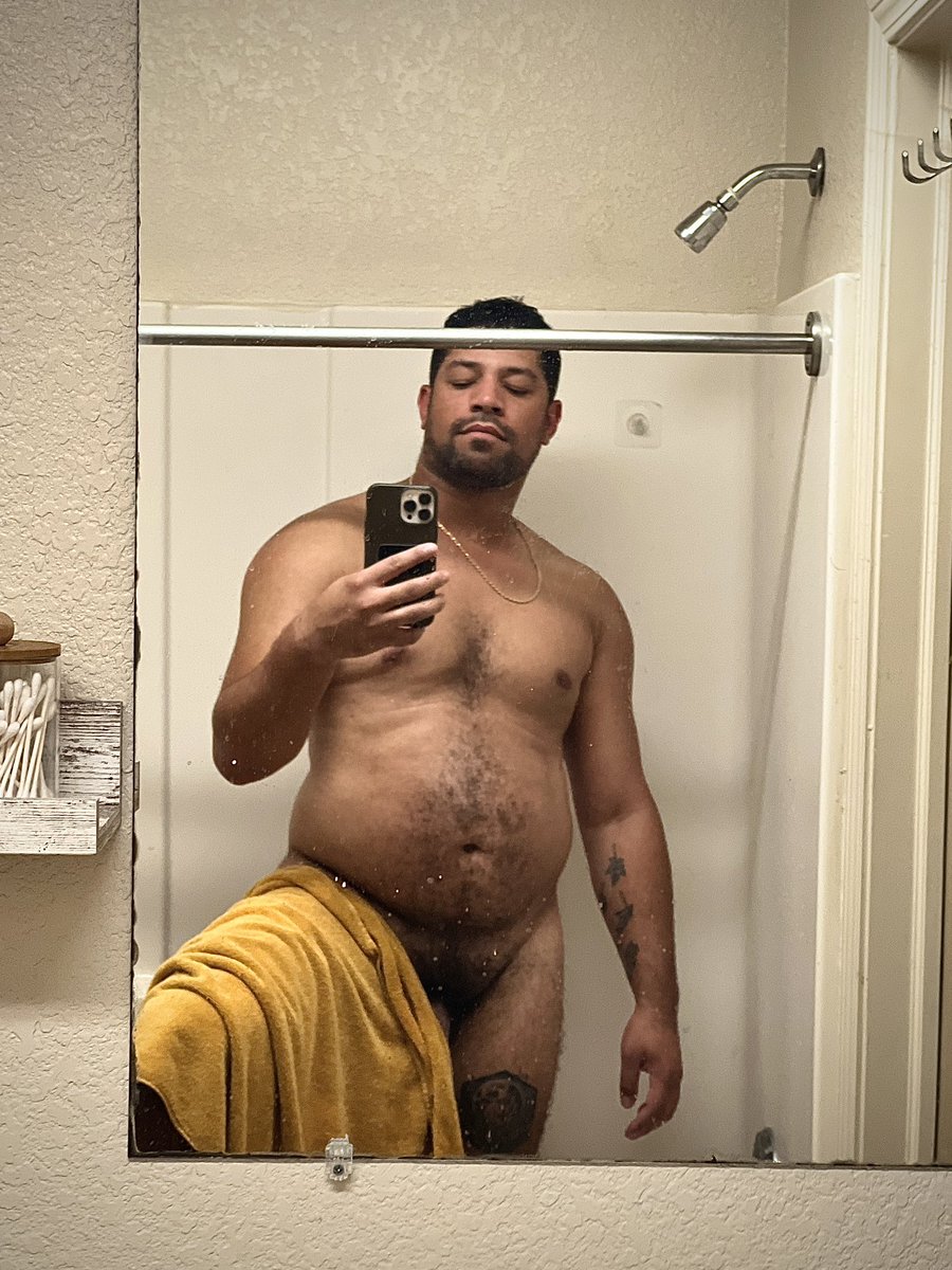19moose9six's tweet photo. Weight gain is getting out of control 🥵 https://t.co/WxmxpTBf6v