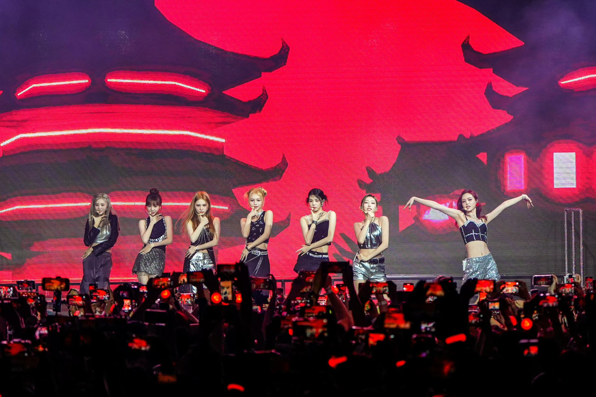 GVtRQW2bYAA7dJw?format=jpg&name=large