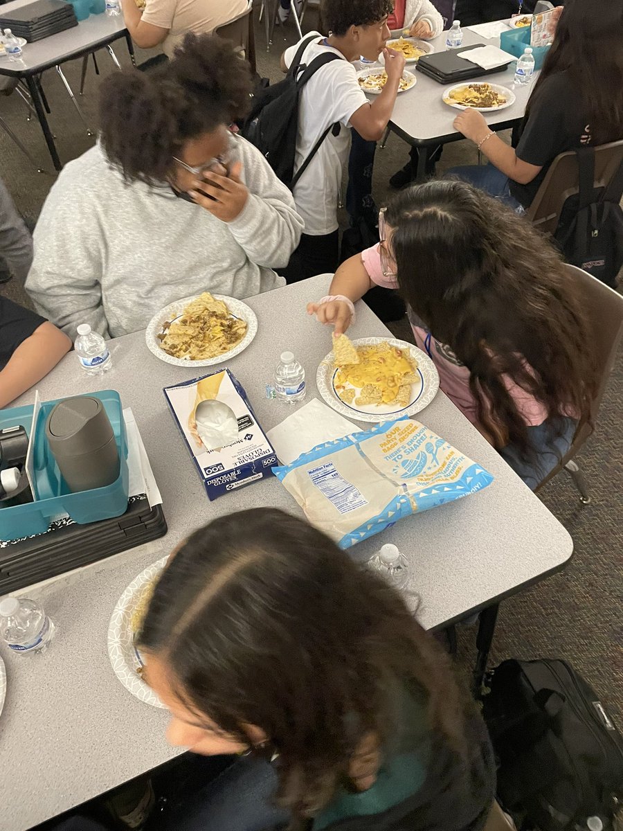 TheMathHawk's tweet image. Progress report time &amp;amp; nacho rewards for my students that have all their work turned in and passing!