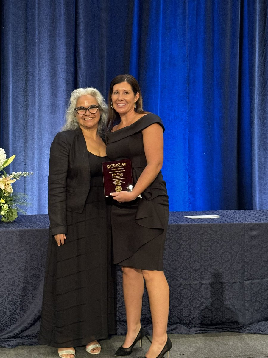 Dr. Catherine Stephens (@drcatstephens) on Twitter photo So proud of this South Central Elementary Teacher of the Year! Way to go, Dr. Tuten! 🥳 <a href="/TCSPublic/">TullahomaCitySchools</a> <a href="/BelAire_Bees/">Bel-Aire Elementary School</a> <a href="/TNedu/">TN Dept of Education</a> #TNSapphireTOY24 So proud of this South Central Elementary Teacher of the Year! Way to go, Dr. Tuten! 🥳 <a href="/TCSPublic/">TullahomaCitySchools</a> <a href="/BelAire_Bees/">Bel-Aire Elementary School</a> <a href="/TNedu/">TN Dept of Education</a> #TNSapphireTOY24