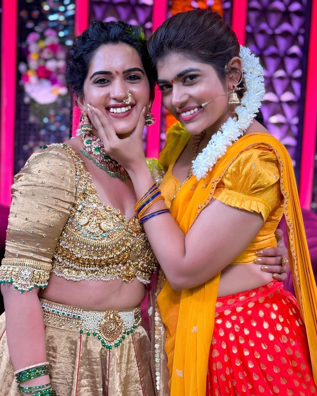 GVtUDJoaIAARcd9?format=jpg&name=large