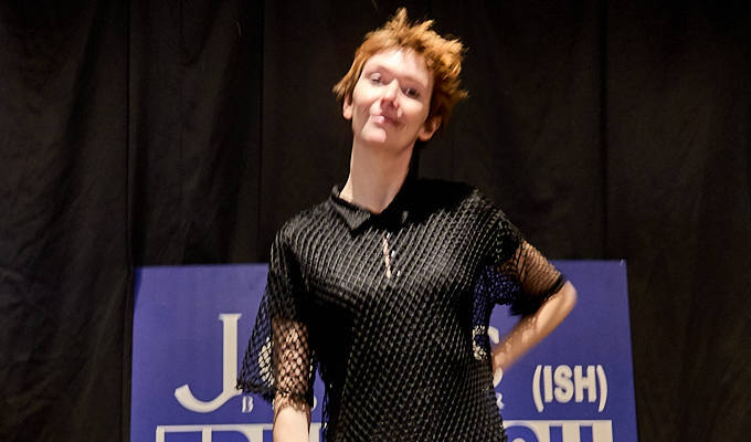 Elf Lyons scoops ISH comedy award | Abby Wambaugh best newcomer 

 ift.tt/TuVrX6l