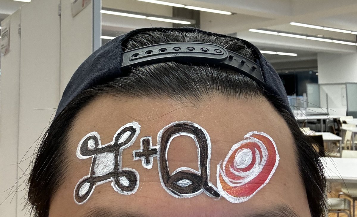 iosdcjp's tweet photo. 1階コミュニケーションスペース奥、アートブース ネイル、ボディペインティング本日 15:45が最終です!
ホワイトボードにお名前を書いて予約をお願いします!
#iosdc #iosdcnail #iosdcpaint https://t.co/LBEA2Y2mKJ