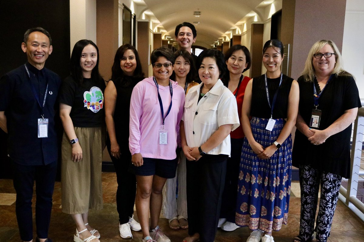VAPAVISIONPoway's tweet photo. Poway Unified’s VAPA VISION team is ready to go!!! Students across PUSD will experience multiple VAPA lessons throughout the year!! Each lesson will also include Global Language exposure provided by our dynamic group of Artists in Residence! @PowayUnified @GLIPPUSD @PUSDinnovate https://t.co/v6a8Jr678S