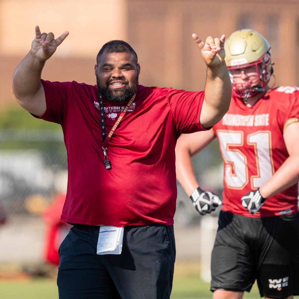 Eric Sundheim (@coach_sundheim) on Twitter photo You gotta keep your eye on <a href="/KadeSundheim/">Kade Sundheim</a> ! He will photobomb you <a href="/CoachAlewis/">Anthony Lewis</a> ! #StangGang You gotta keep your eye on <a href="/KadeSundheim/">Kade Sundheim</a> ! He will photobomb you <a href="/CoachAlewis/">Anthony Lewis</a> ! #StangGang