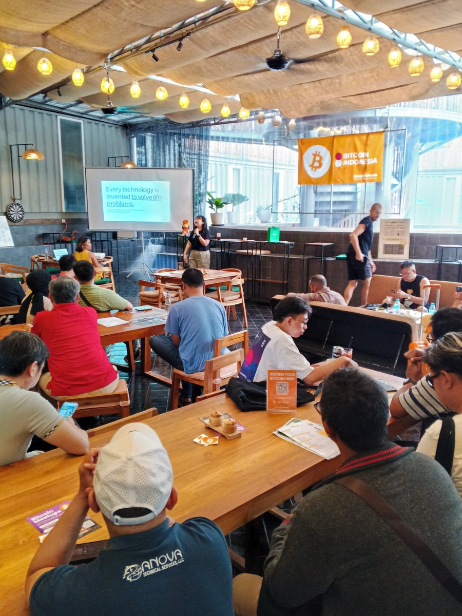 maskobiz HUDL (@maskobiz) on Twitter photo Nyambung sinau ke suhu <a href="/dearezkitha/">Dea Rezkitha</a> & konco2ne di ๐Bitcoin House Bali #CoinfestAsia2024 side event Nyambung sinau ke suhu <a href="/dearezkitha/">Dea Rezkitha</a> & konco2ne di ๐Bitcoin House Bali #CoinfestAsia2024 side event