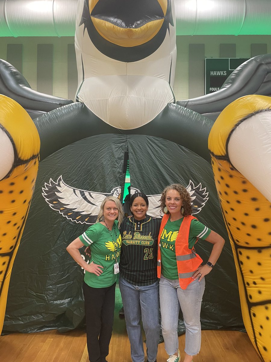 LMHSVarsityClub's tweet photo. @LakeMinneolaHS Leadership! 🙌 https://t.co/S5reMYRDfi