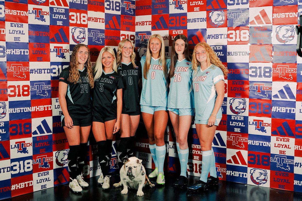 CharWoodward5's tweet photo. Had a great time on my visit 2025 visit to @LATechSOC !! Thank you @coach__stevo @charwick_5 @stephstarr1 for having me out! See yall next year!!❤️💙🐾 @TechXXII https://t.co/LqwGZ6cdkA