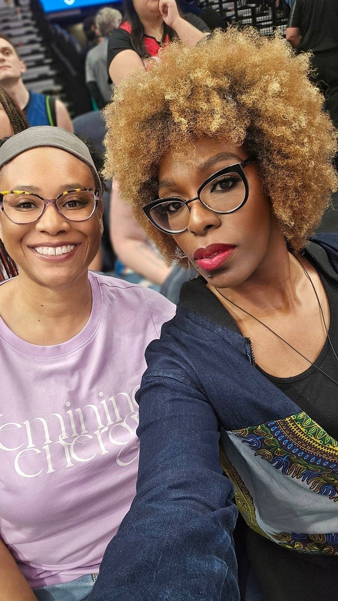 #LynxPix Besties and basketball🏀 #LynxPics

<a href="/WNBA/">WNBA</a> <a href="/minnesotalynx/">Minnesota Lynx</a> <a href="/tiffylake/">Tiffany</a>