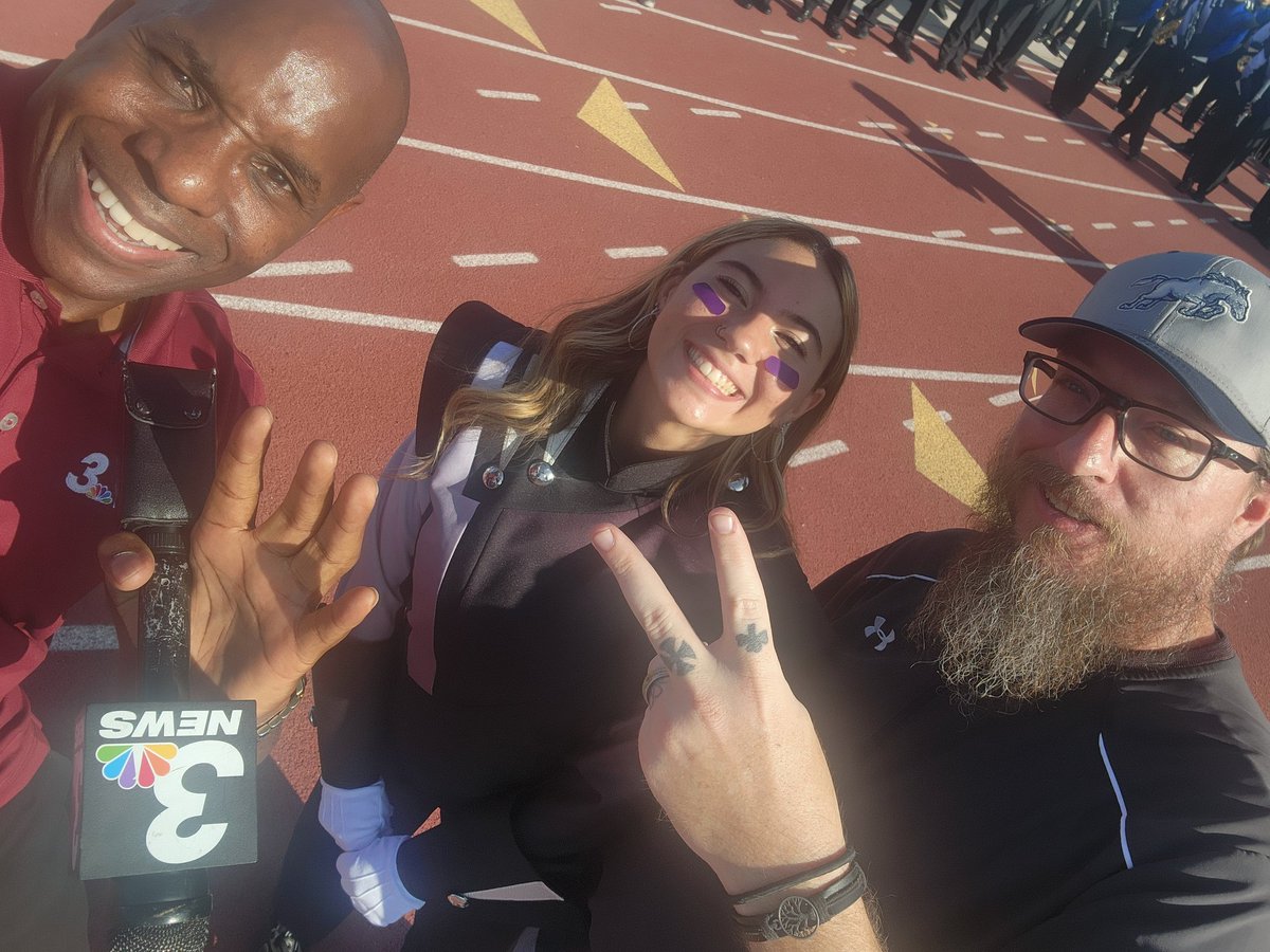BryanNews3LV's tweet photo. Nice TD pass by #Mustangs! Senior Night for our Game of the Week (1b).
#ShadowRidge hosting #SpanishSprings from Reno.
Check out Week 2 of our @News3LV High School Sports Report tonight at 11p. With myself and @JesseNews3LV let's go!! https://t.co/Wp6OxH0tON