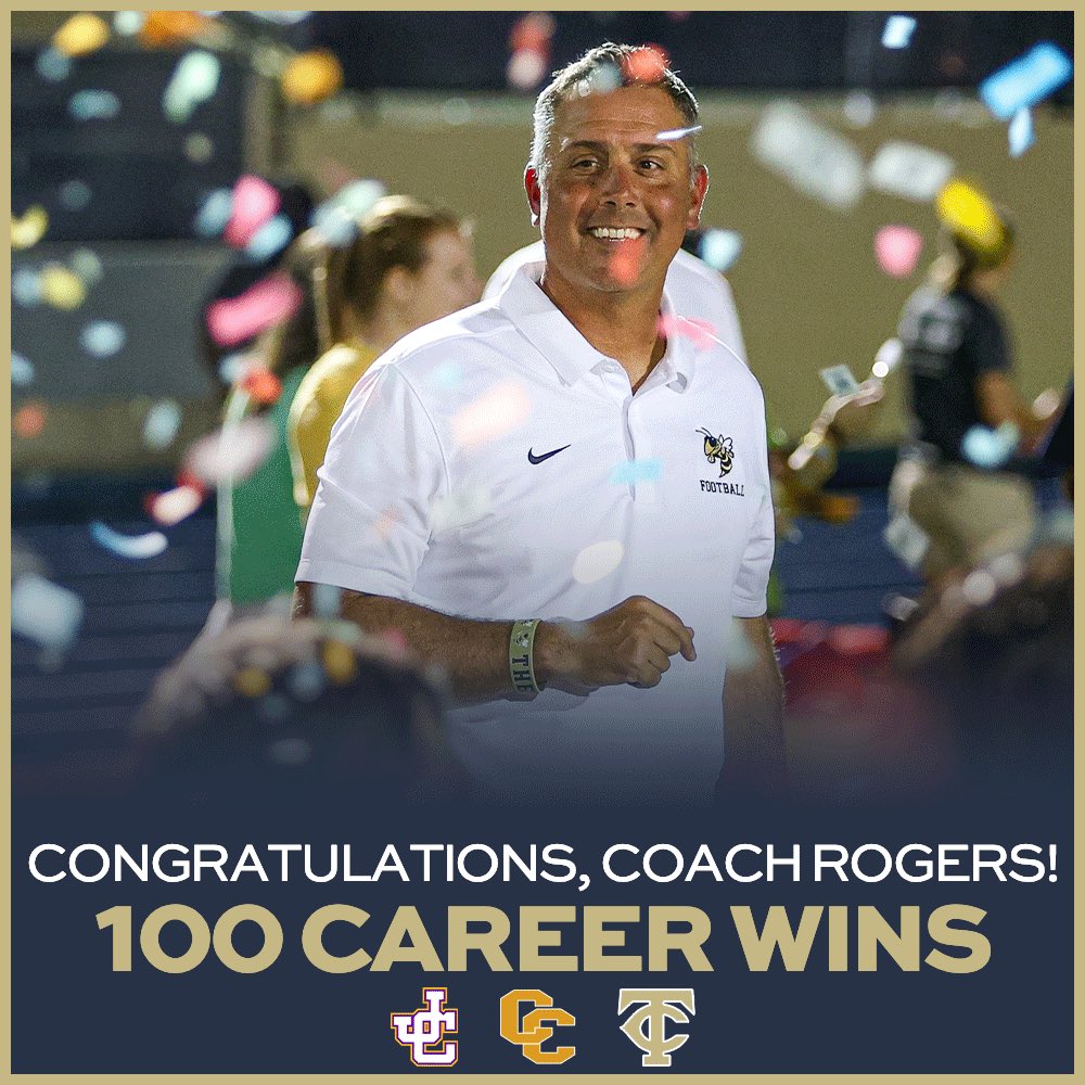 tcchsyjfootball's tweet image. That’s career win number 100! Jackets keep the Bucket, defeat Cairo 44-14! 

#TheCounty #TogetherWeSwarm #W1NTHEDAY