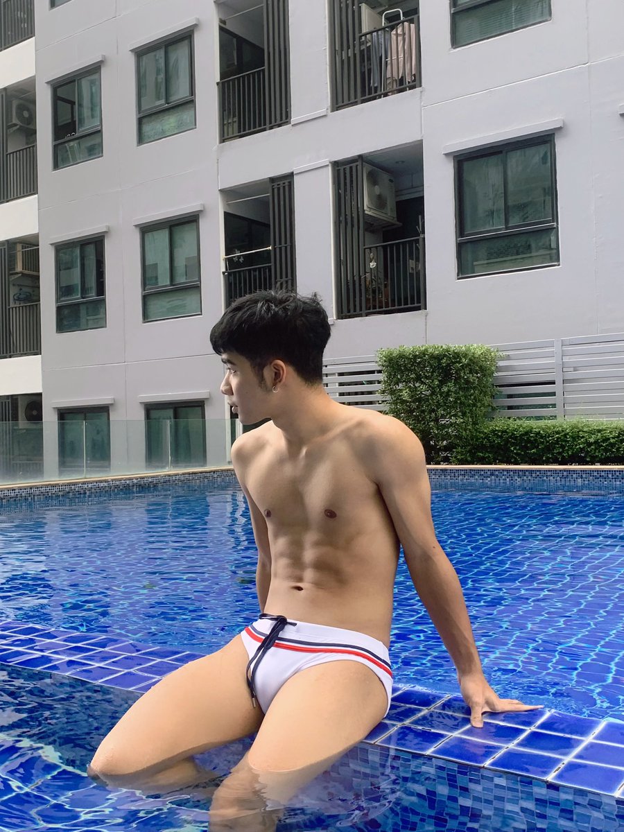 อุระโอมงับบี๋อ้วง tweet media