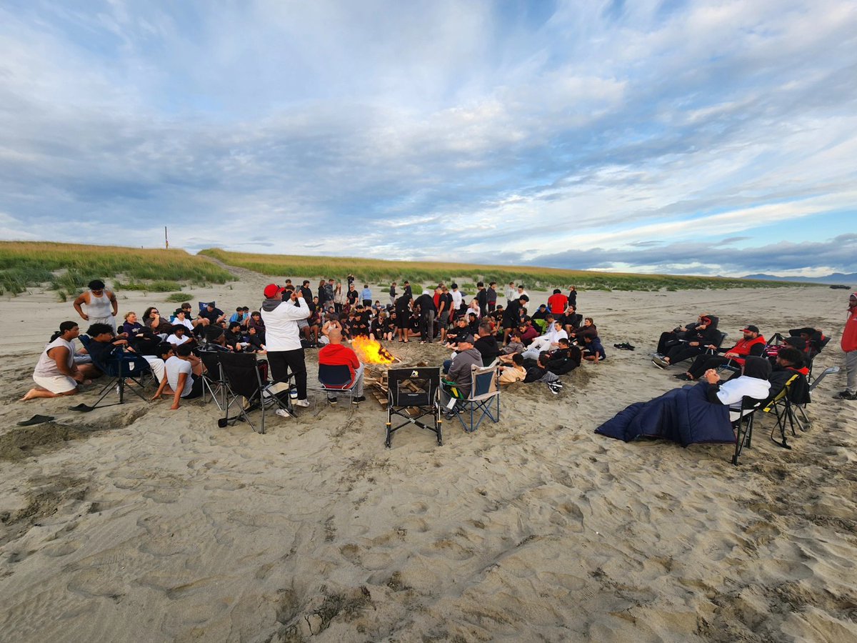 UniontitanFB's tweet photo. Our 1st annual Titan football bonfire is underway. Coming together to create bonds and serve others! #GOTITANS #CRAFTED #TCOM ##WATCHMEMATCHME https://t.co/jnhn3a4vbS