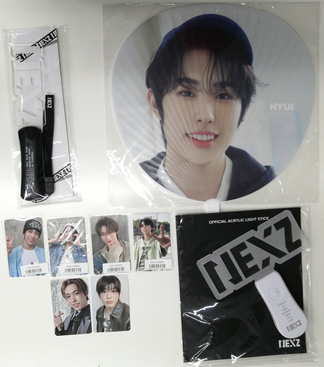 入荷情報】#NEXZ #넥스지 本日よりNEXZショーケースですね😊✌🏻 ペン