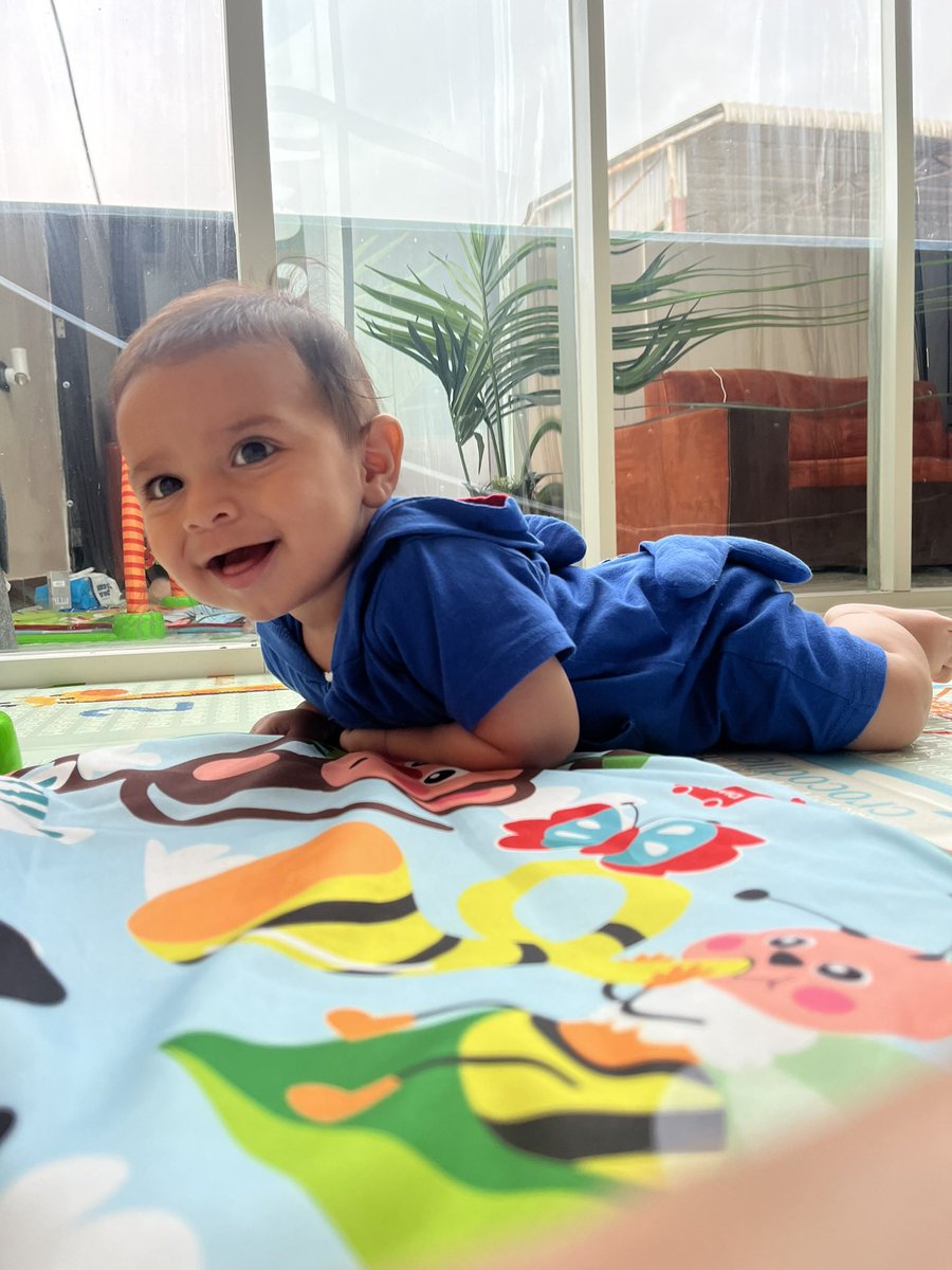 mavie_ro's tweet photo. Te amo❤️ cada día me enamoro más de tu sonrisa❤️ https://t.co/zOGPj6Pf4m