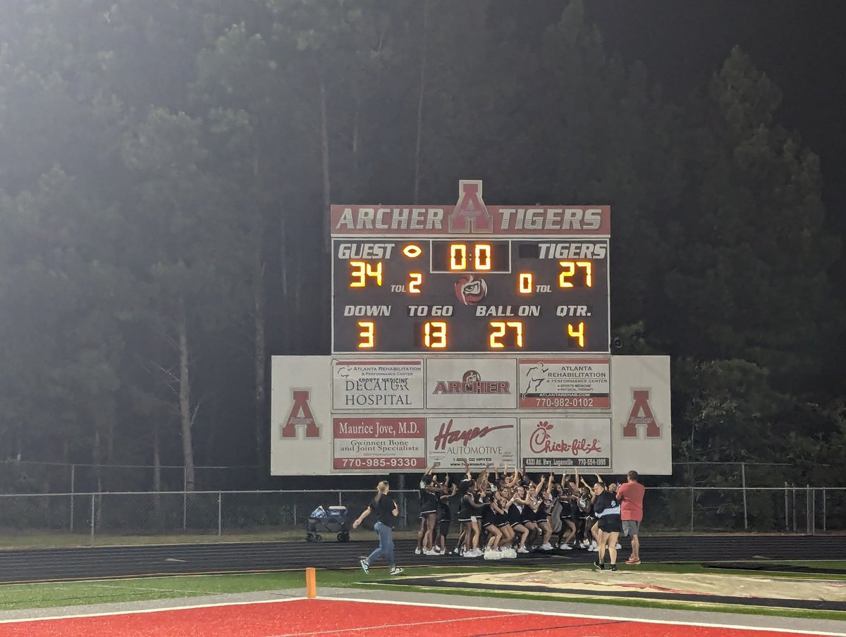 Seckinger High School Football Recruits (@skg_fbrecruits) on Twitter photo Jags win. C/O 24-27 represented. #WithIntention #holdtherope #bleedblue #4theSKG <a href="/SKG_Football/">Seckinger Football</a> <a href="/SKG_Athletics/">Seckinger Athletics</a> <a href="/SKG_Strength/">SKG_Strength</a> <a href="/CoachTonyLotti/">Coach Tony Lotti</a> Jags win. C/O 24-27 represented. #WithIntention #holdtherope #bleedblue #4theSKG <a href="/SKG_Football/">Seckinger Football</a> <a href="/SKG_Athletics/">Seckinger Athletics</a> <a href="/SKG_Strength/">SKG_Strength</a> <a href="/CoachTonyLotti/">Coach Tony Lotti</a>