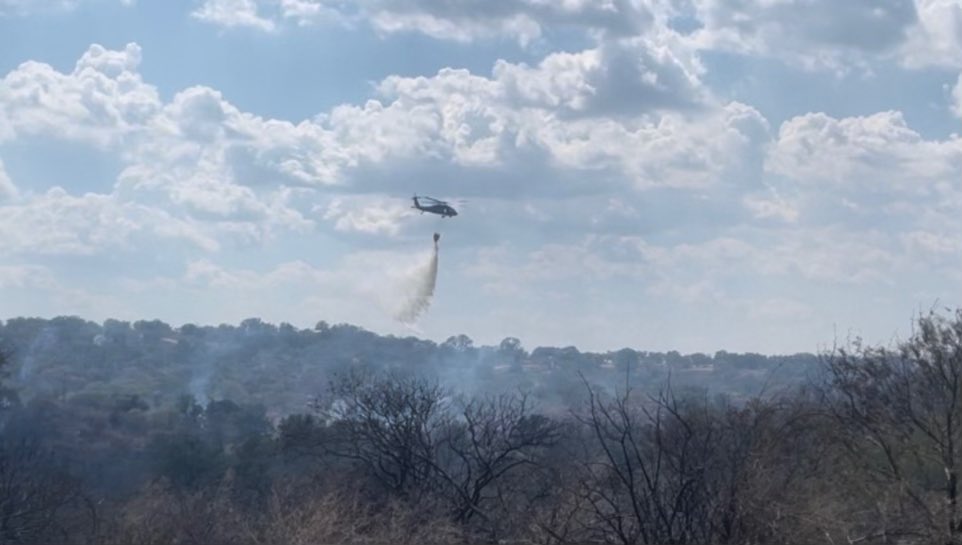 AllHazardsTFS's tweet photo. Update: the #NorthArtComplex in Mason County is an estimated 4,313 acres and 70% contained. Portions of the fire continue to burn and crews will patrol the area, looking for heat near containment lines. #txfire https://t.co/O1DJOgtdfG