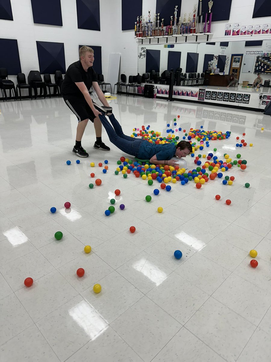 Kara Smith tweet media