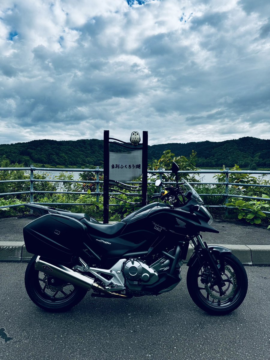 RK2RC63's tweet photo. 最近免許取った後輩の初プチツーに同行して来たよ😆
バイクも買った事だし、末永くバイクライフを楽しんでくれたら嬉しいね✨

今年、全然バイク乗れてなくて、オジキャン以来だった😂
短時間だったけど、やっぱりバイクは楽しいね🤩 https://t.co/WVKyIqYmIv