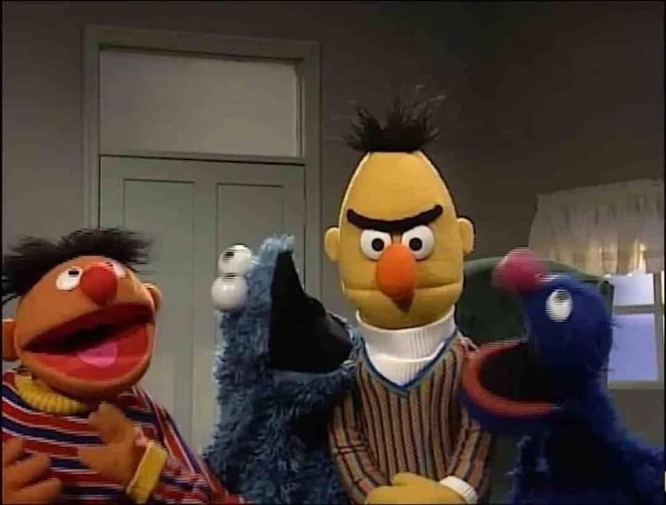 Cuando se te acabó la batería social y no puedes irte todavía.