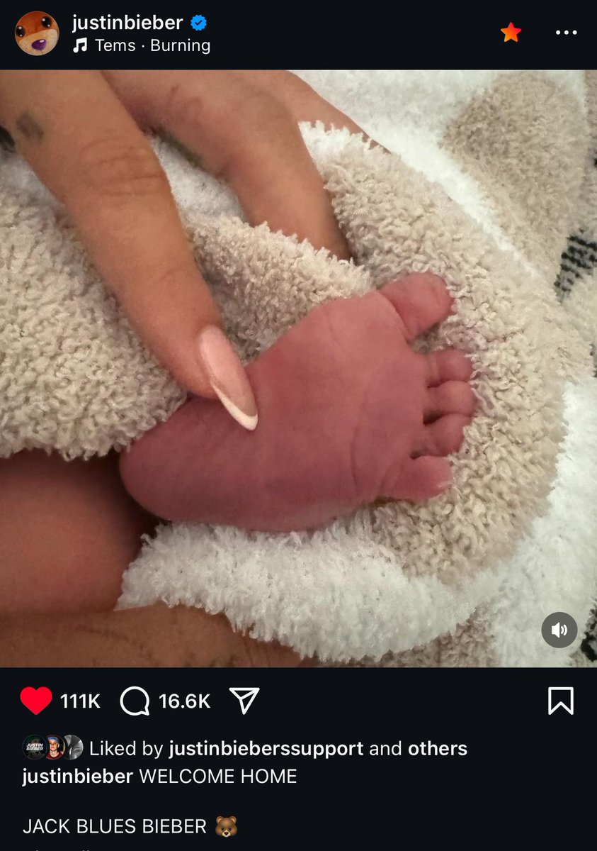 justindrewfiles's tweet image. these babies have a baby together now 🥹